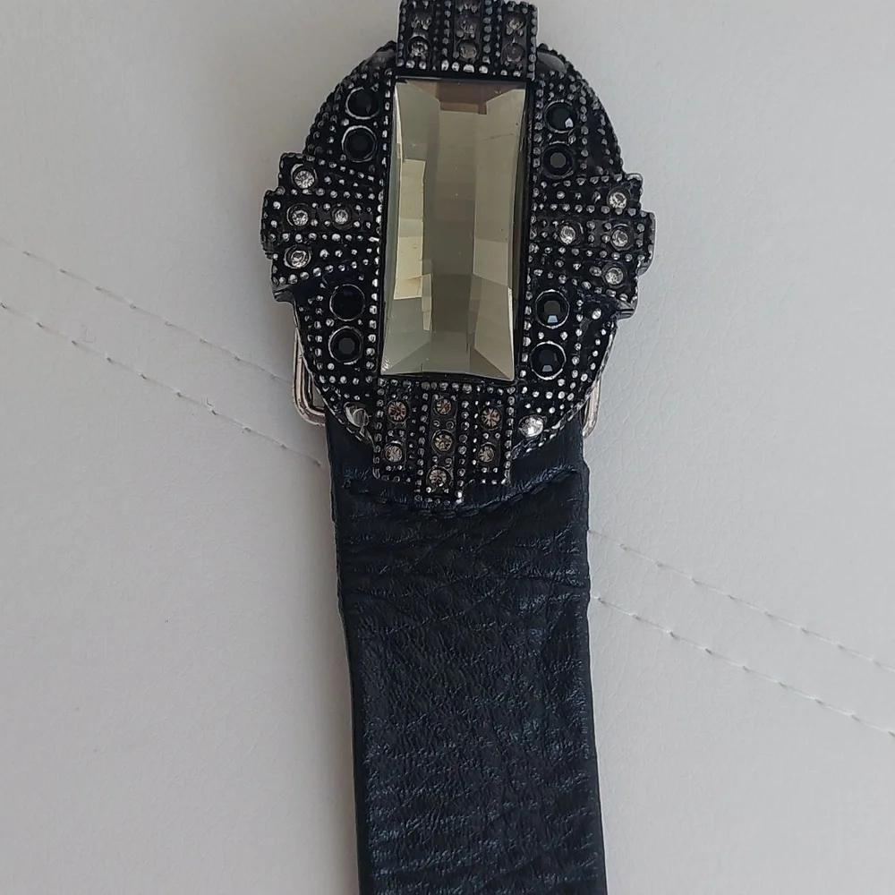 BRAVE, Black Leather Belt with Stones Buckle - Picture 5 of 6
